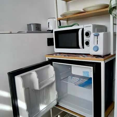 Rum i privatbostad El Rincon Zen- Independiente Con Bano Privado Y Kitchenette *