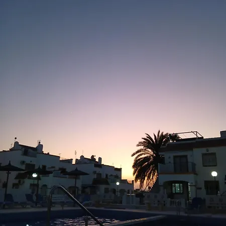 El Rincon Zen- Independiente Con Bano Privado Y Kitchenette Rum i privatbostad Torrevieja